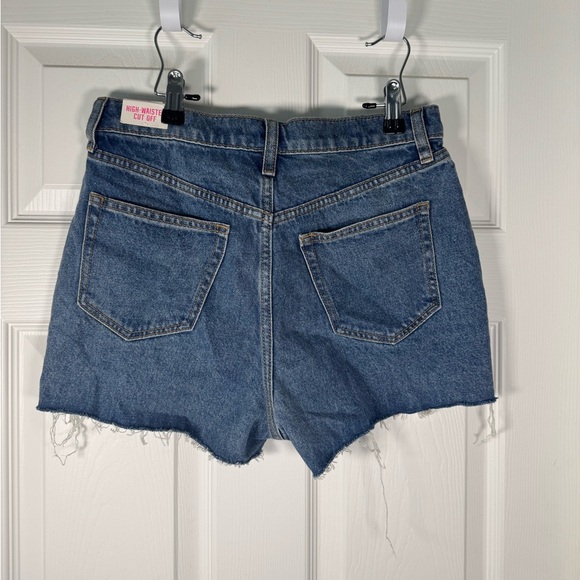 NWT PINK VS Cut Off High Waisted Denim Shorts Medium Wash Size 28 - Picture 5 of 9